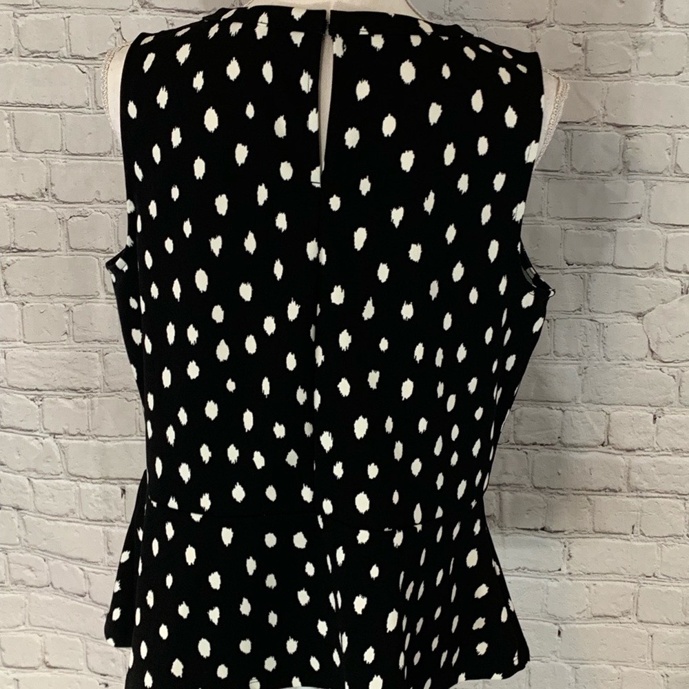 Banana Republic Black spotted peplum blouse - Picture 3 of 6